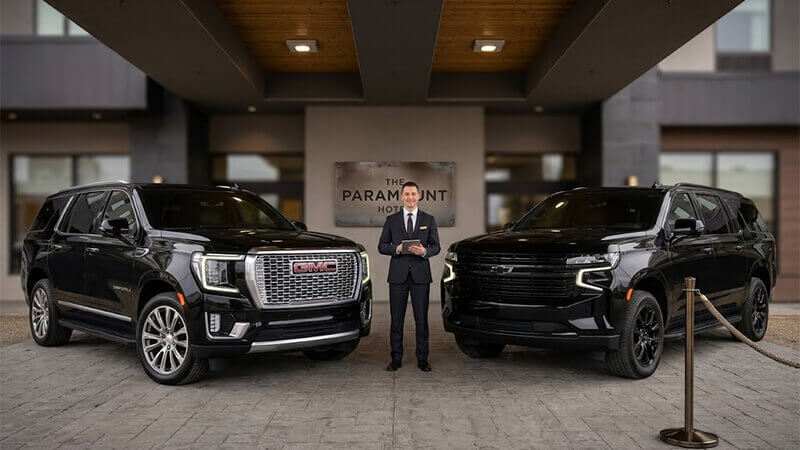 Premium executive black car chauffeur service in Edmonton