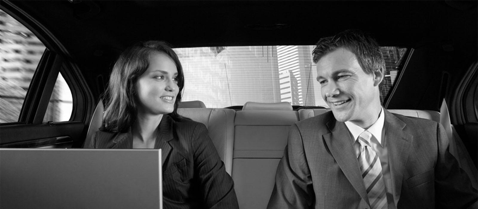 Get professional airport limo service. Licensed & fully insured transportation. Black car service, executive SUV service, and shuttle service in Edmonton